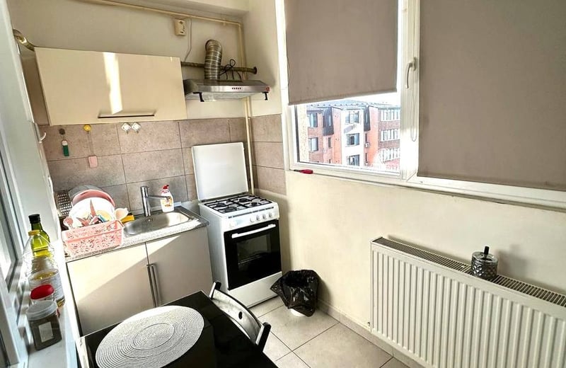 Аренда небольшой уютной 2-комнатной квартиры, 40 м², Кьяжна, сектор 6, Бухарест, Румыния